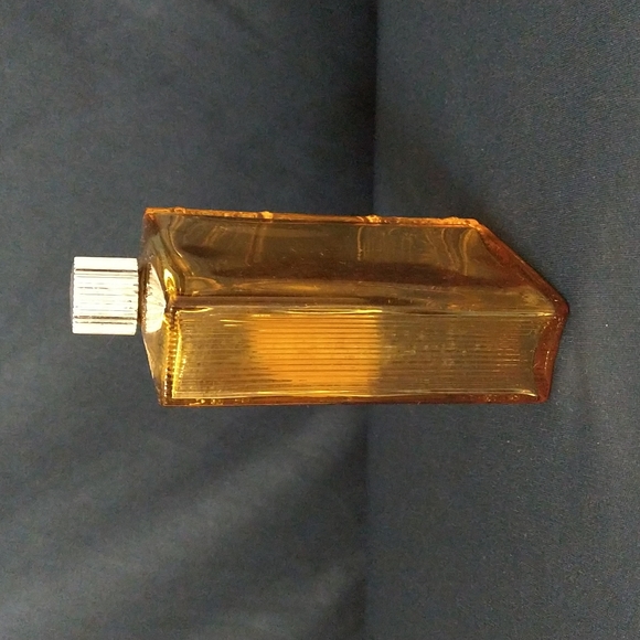 Vintage Avon Classics After Shave Men Novelty Book - Picture 3 of 4